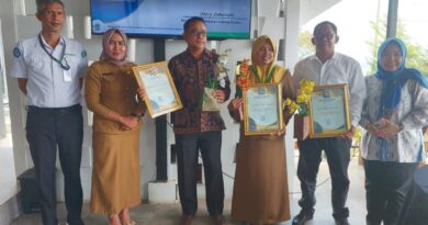 6 Dokter Perorangan, 3 Dokter Gigi, dan Faskes Yang Berkomitmen Lakukan Pelayanan JKN Lebih Baik Mendapatkan Penghargaan dari BPJS Kesehatan Baubau