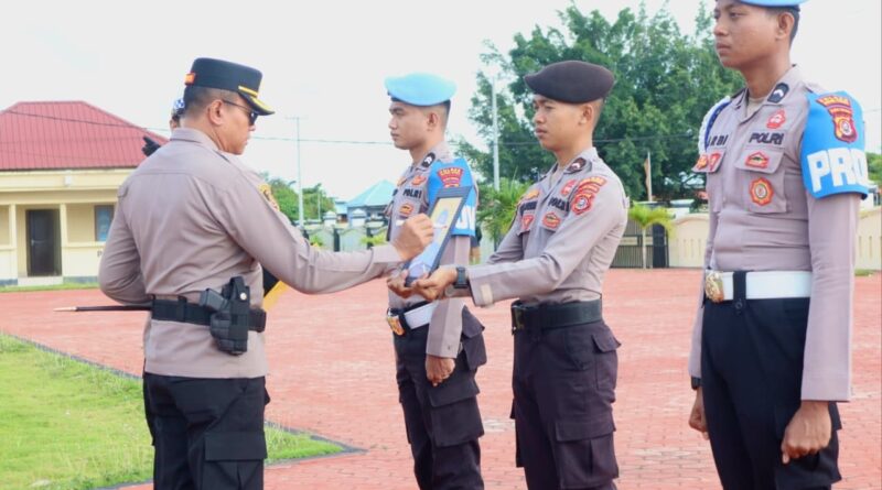 Melanggar Disiplin dan Kode Etik Berat, Porsenil Polres Butur Aipda AD Dipecat Tidak Hormat dari Kepolisian