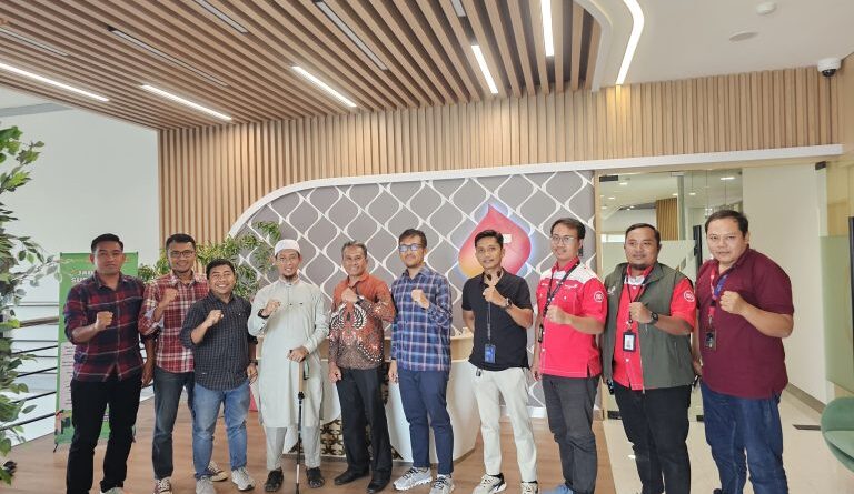 Kominfo Buton Utara Intensif Konsultasi dengan Telkom Terkait Pembangunan Tower