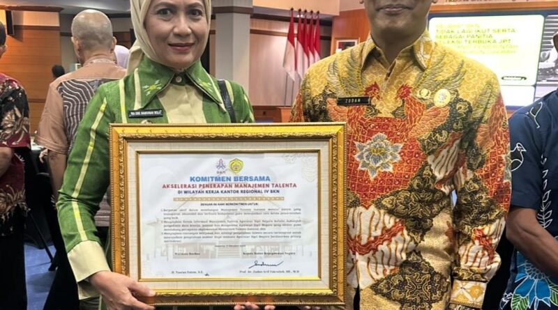 Wawali Baubau Wa Ode Hamsinah Hadiri Penandatanganan Komitmen Bersama Kepala Daerah se-Sultra Untuk Pembangunan Merid