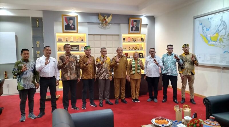 Pemkot Baubau Sambut Baik Peluang Kerja Sama Dengan Pemkab Buru