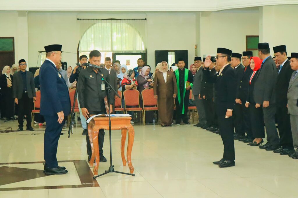 Yusran Fahim Lantik Pejabat Baru, Wali Kota Baubau: Hilangkan Ego Sektoral, Perkuat Kolaborasi