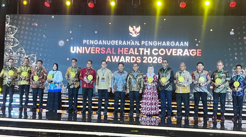 Walikota Baubau Yusran Fahim Terima UHC Award 2026 Kategori Madya dari Pemerintah Pusat, Baubau Ukir Prestasi Nasional di Bidang Layanan Kesehatan