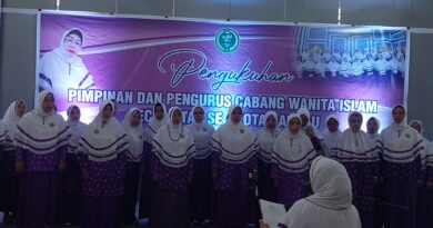 Pemkot Baubau Apresiasi Pengukuhan Wanita Islam sebagai Mitra Keagamaan, Asisten I La Ode Aswad Minta Wanita Islam Jadi Penengah Harmoni Sosial