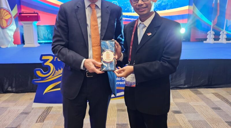 Bapas Baubau Go International, Butonik jadi Souvenir pada ASEAN Regional Correctional Conference di Thailand Menarik Perhatian Delegasi ARCC 2026