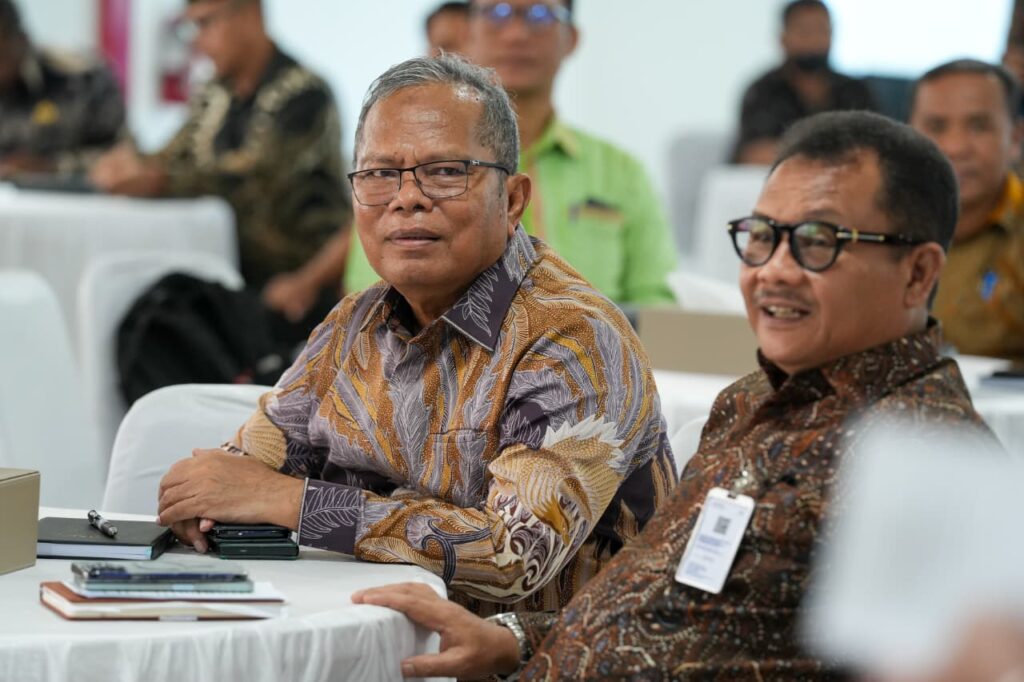 GALERI FOTO-Bupati Buton Selatan H Muh Adios Hadiri Executive Forum Bank Sultra di Kendari Dorong Penguatan Bank Sultra untuk UMKM