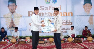 Gubernur Sultra ASR Ajak Warga Wakatobi Perkuat Nilai Sosial dan Kebersamaan