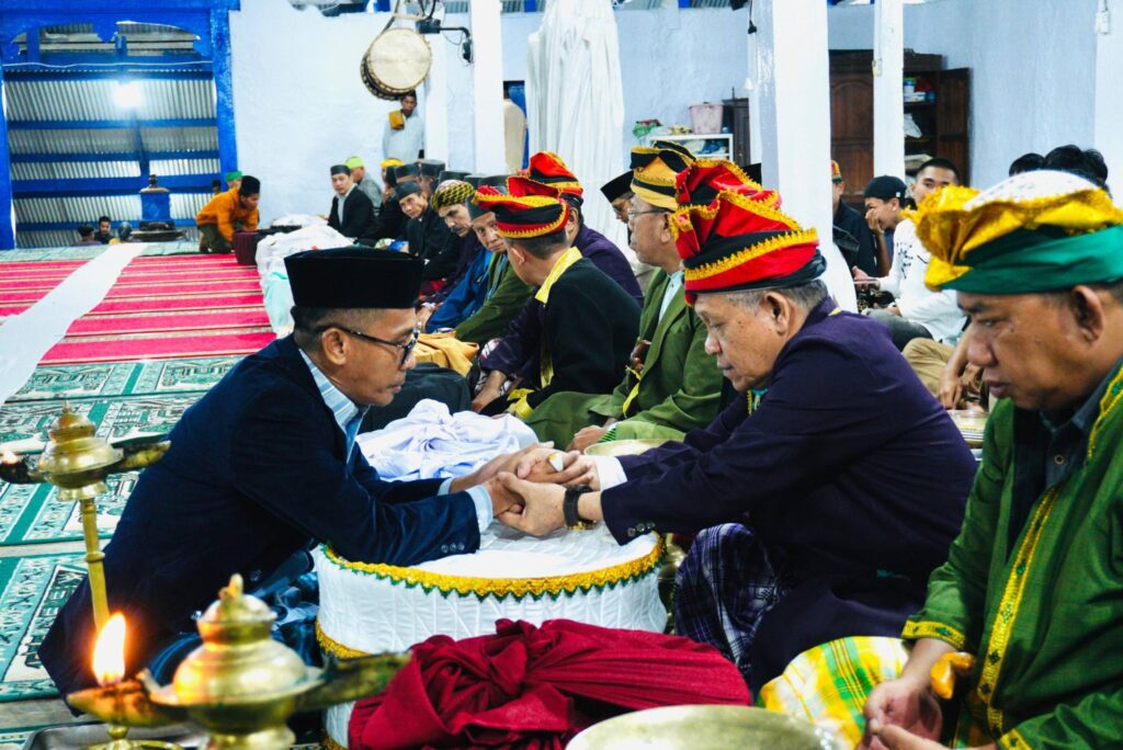 Tradisi Malona Kadiri Warnai Malam 27 Ramadan di Keraton Wolio Baubau