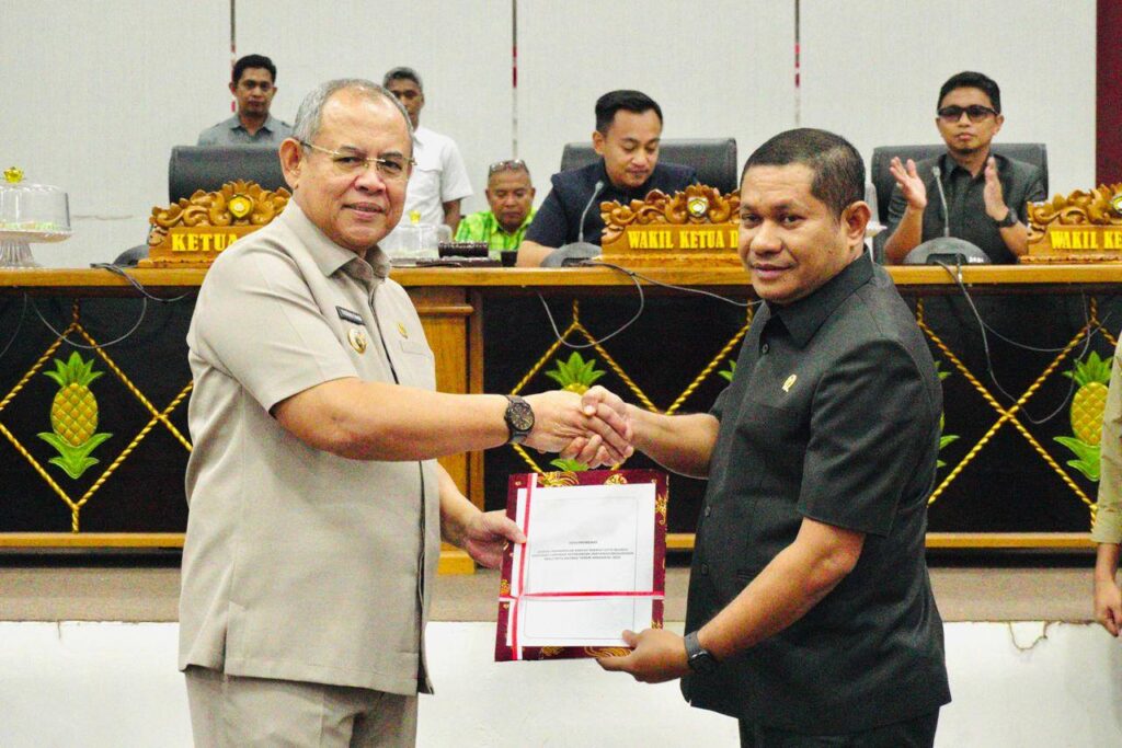 Terima Rekomendasi DPRD, Wali Kota Baubau H Yusran Fahim Tekankan Perbaikan Kinerja