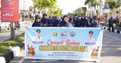 Bupati h Muh Adios Pimpin Kontingen Buton Selatan Semarakkan HUT Sultra ke 62 dengan Nuansa Budaya Khas Sekaligus Jadi Ajang Promosi