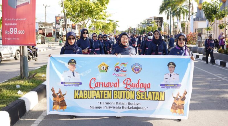 Bupati h Muh Adios Pimpin Kontingen Buton Selatan Semarakkan HUT Sultra ke 62 dengan Nuansa Budaya Khas Sekaligus Jadi Ajang Promosi