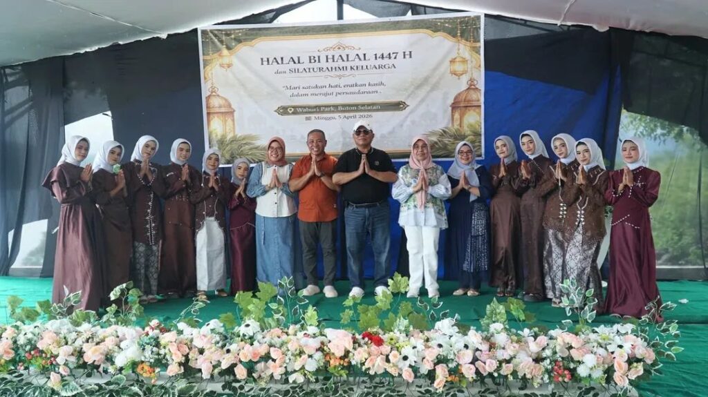 Bupati Buton Selatan H Muh Adios Halal Bi Halal Teguhkan Persatuan, Warga dan Pemda Berbaur