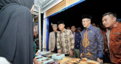 Gubernur Sultra ASR Resmikan Pusat UMKM di Kawasan MTQ Kendari, Dorong Ekonomi Berbasis Lokal