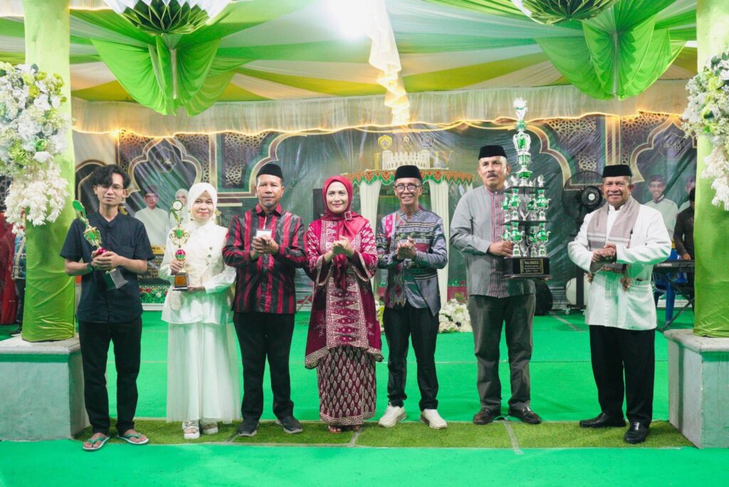 MTQ XIV Baubau Sukses Digelar, Wawali Baubau Wa Ode Hamsinah Tutup MTQ XIV Dengan Meriah, Murhum Tampil sebagai Juara Umum