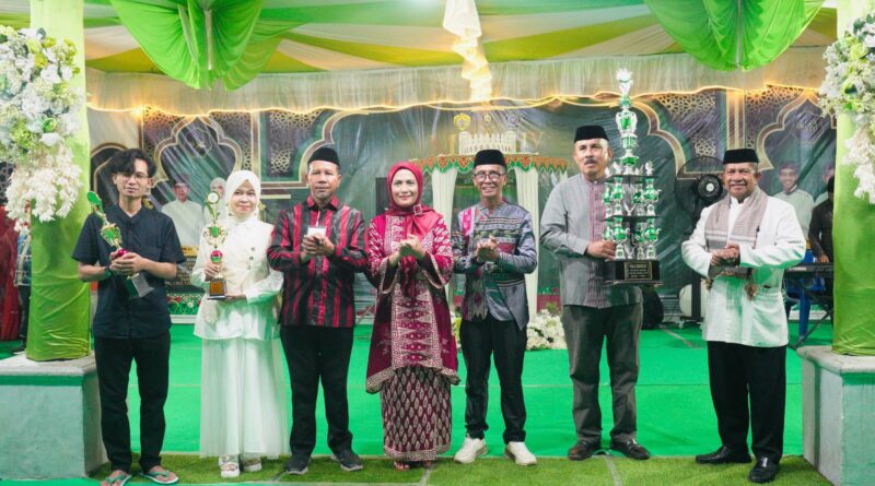MTQ XIV Baubau Sukses Digelar, Wawali Baubau Wa Ode Hamsinah Tutup MTQ XIV Dengan Meriah, Murhum Tampil sebagai Juara Umum