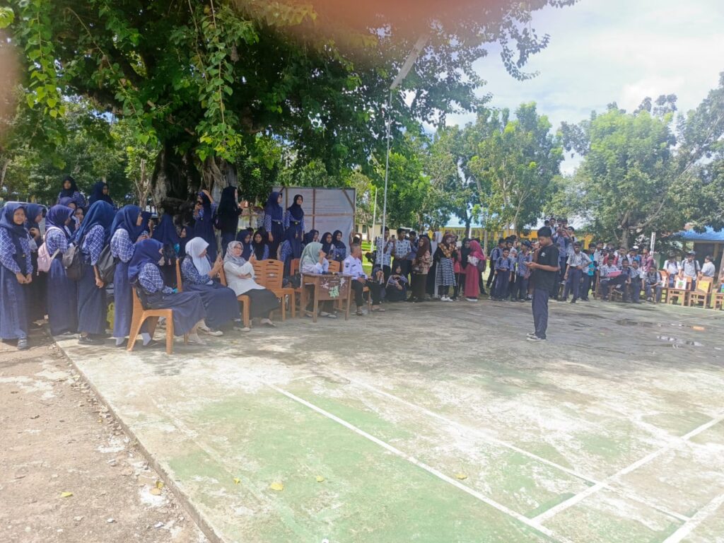 Ujian Praktik Seni Budaya Kelas IX SMPN 1 Batauga Tampilkan Kreativitas Siswa