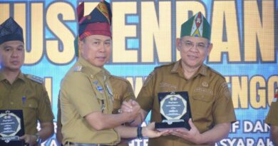 Baubau Catat Prestasi dalam Aksi Konvergensi Penurunan Stunting, Wali Kota HYF Terima Penghargaan Peringkat Tiga Tingkat Sultra