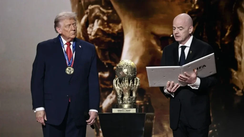 FIFA Buka Peluang Donald Trump Jadi Penyerah Trofi Piala Dunia 2026 2 "FIFA Buka Peluang Donald Trump Jadi Penyerah Trofi Piala Dunia 2026,"