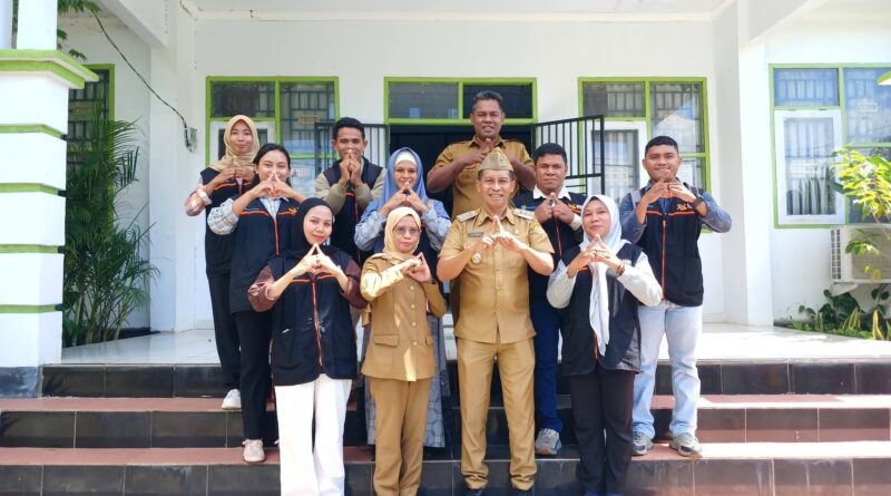 Camat Bungi Hasrun Tekankan Koordinasi Saat Lepas Petugas SE2026 1 Camat Bungi Hasrun Tekankan Koordinasi Saat Lepas Petugas SE2026