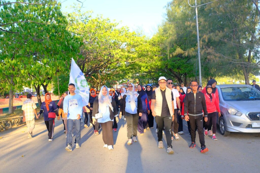 HUT ke-58 BPJS Kesehatan, BPJS Kesehatan Ajak 400 Peserta Prolanis Budayakan Hidup Sehat di Kotamara Baubau 2 HUT ke-58 BPJS Kesehatan, BPJS Kesehatan Ajak 400 Peserta Prolanis Budayakan Hidup Sehat di Kotamara Baubau