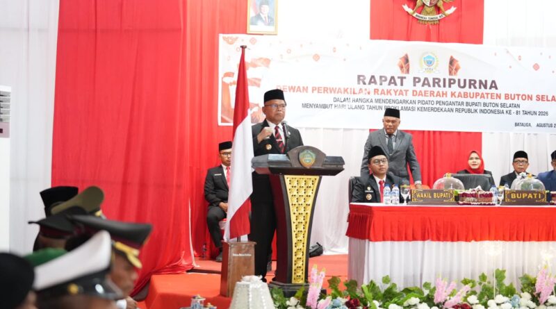 Dorong Warga Buton Selatan Perkuat Persatuan, Bupati H Muh Adios Tegaskan Kemerdekaan Harus Diisi dengan Pengabdian dan Pembangunan Nyata