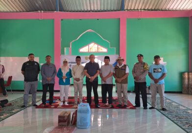 Kebakaran Hanguskan Asrama Pesantren Ar-Royan, Wali Kota Baubau H Yusran Fahim Turun Tangan Beri Bantuan