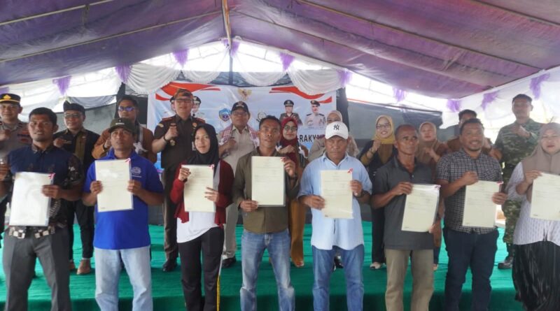 371 Sertifikat Tanah Diserahkan, PTSL Buton Selatan Capai 4.200 Bidang Terdaftar