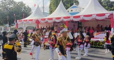 137 Barisaan Pramuka dan Karang Taruna Ramaikan Gerak Jalan Indah HUT RI di Baubau Pada Hari Pertama