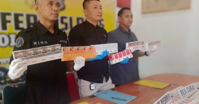 Mau Dikirim ke Buton Tengah , Modus Baru Rokok Ilega Dikemas sebagai ATK dalam Truk Ekspedisi, Polres Baubau Amankan 11.790 Bungkus Rokok Tanpa Cukai