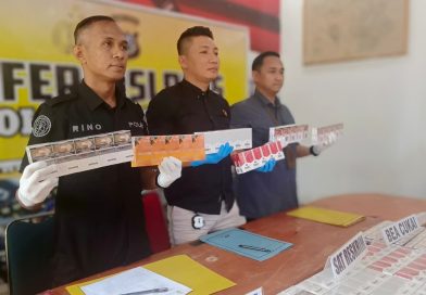 Mau Dikirim ke Buton Tengah , Modus Baru Rokok Ilega Dikemas sebagai ATK dalam Truk Ekspedisi, Polres Baubau Amankan 11.790 Bungkus Rokok Tanpa Cukai