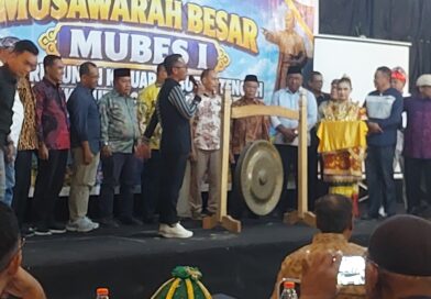 Wakili Wali Kota Baubau, Sekda La Ode Darussalam Buka Mubes Pertama KKBT Kota Baubau, H Yusran Fahim Dorong KKBT Lahirkan Program untuk Kemajuan Kota Baubau