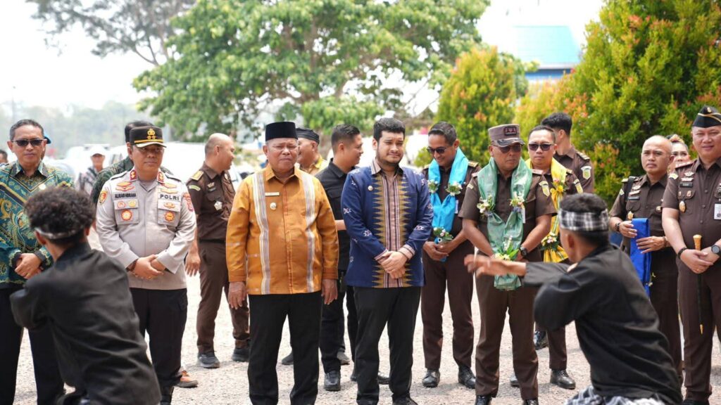 Kajati Sultra Dr Sugeng Riyanta Ingatkan OPD Busel, Anggaran Harus Berdampak pada Kesejahteraan