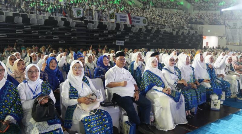 Bupati H Muh Adios Adios Apresiasi BKMT Buton Selatan Juara Nasional Ketika Tampil di GBK Jakarta, BKMT Buton Selatan Bawa Nama Baik Daerah